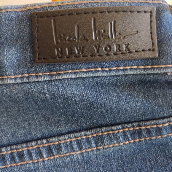 Nichole Miller SOHO high Rise Boot cut Jeans - Picture 4 of 6